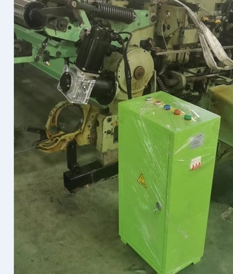 Modificación del telar de la lanzadera con entrega electrónica de warp.