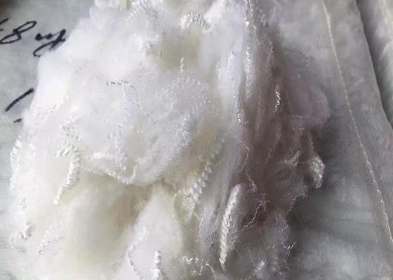 22D ignífugo recicló el color blanco de marfil de la fibra del corte de cortocircuito del poliéster